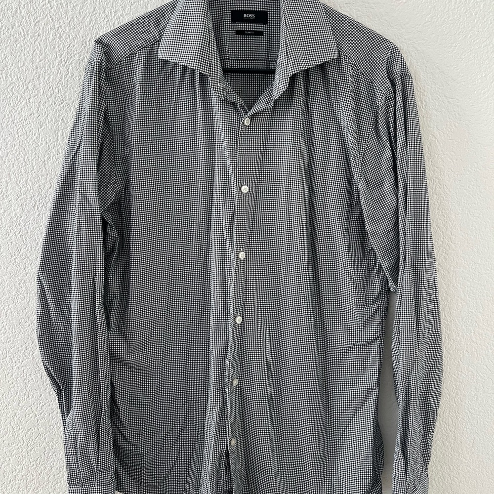 Set of 2 Boss Men's Button Down Dress Shirts